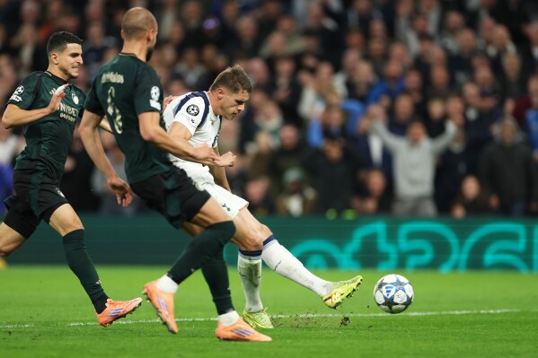 토트넘 반 더 벤, 코펜하겐전 ‘폭발적인 단독 질주 골’… 손흥민 푸스카스 골 떠오르게 했다